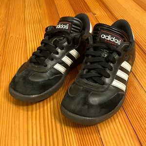 Adidas samba shoes
